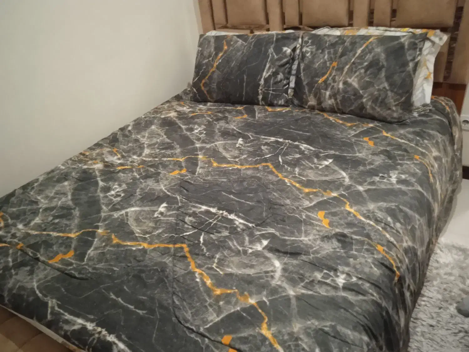 تختخواب دو نفره   فروش فوری|تخت و سرویس خواب|تهران, جیحون|دیوار