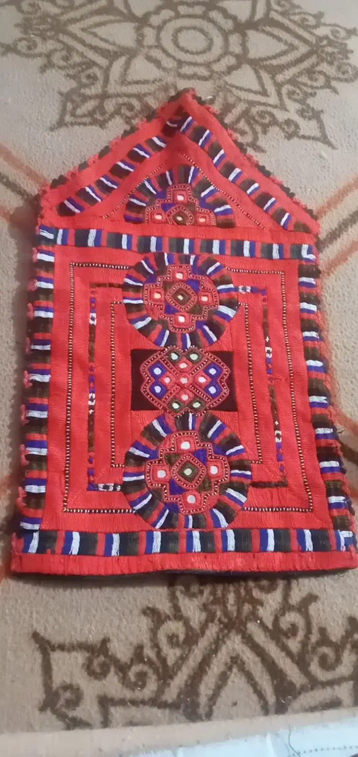 زی آستین دسته دوم|لباس|بمپور, |دیوار