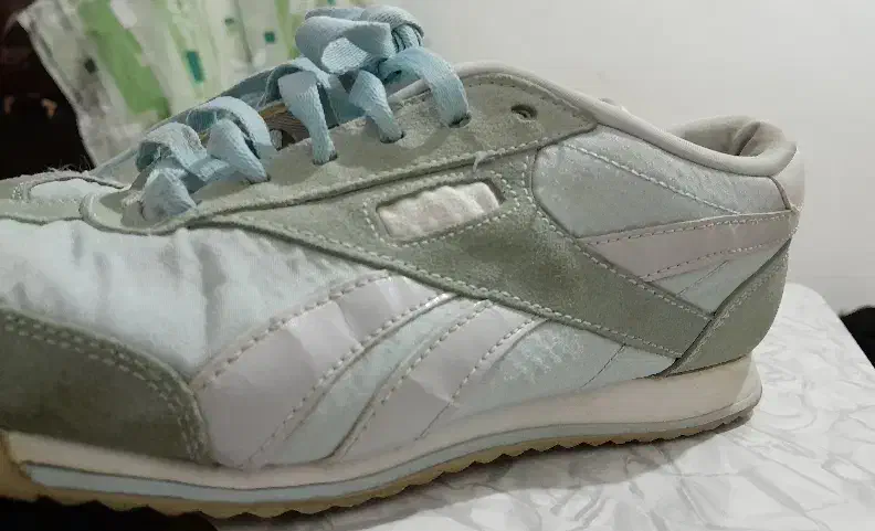 کتونی ربوک|کیف، کفش، کمربند|خرم‌آباد, |دیوار