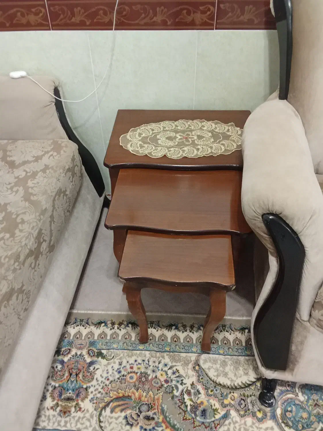 میل ۹نفره راحتی|مبلمان خانگی و میز عسلی|قروه, |دیوار