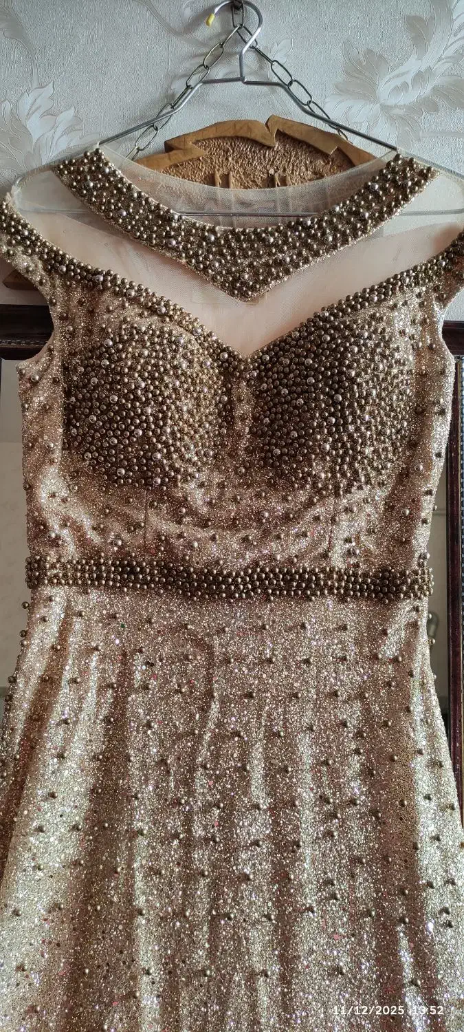 پیراهن مجلسی|لباس|بناب, |دیوار