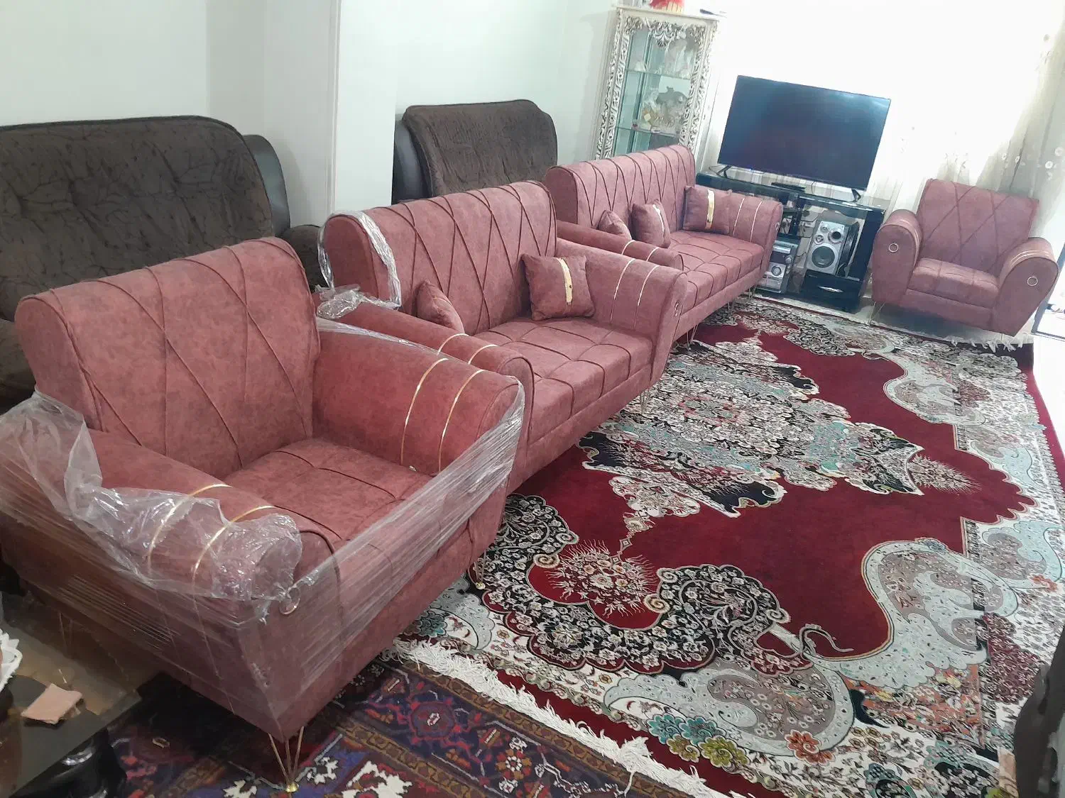 مبل|مبلمان خانگی و میز عسلی|تبریز, |دیوار