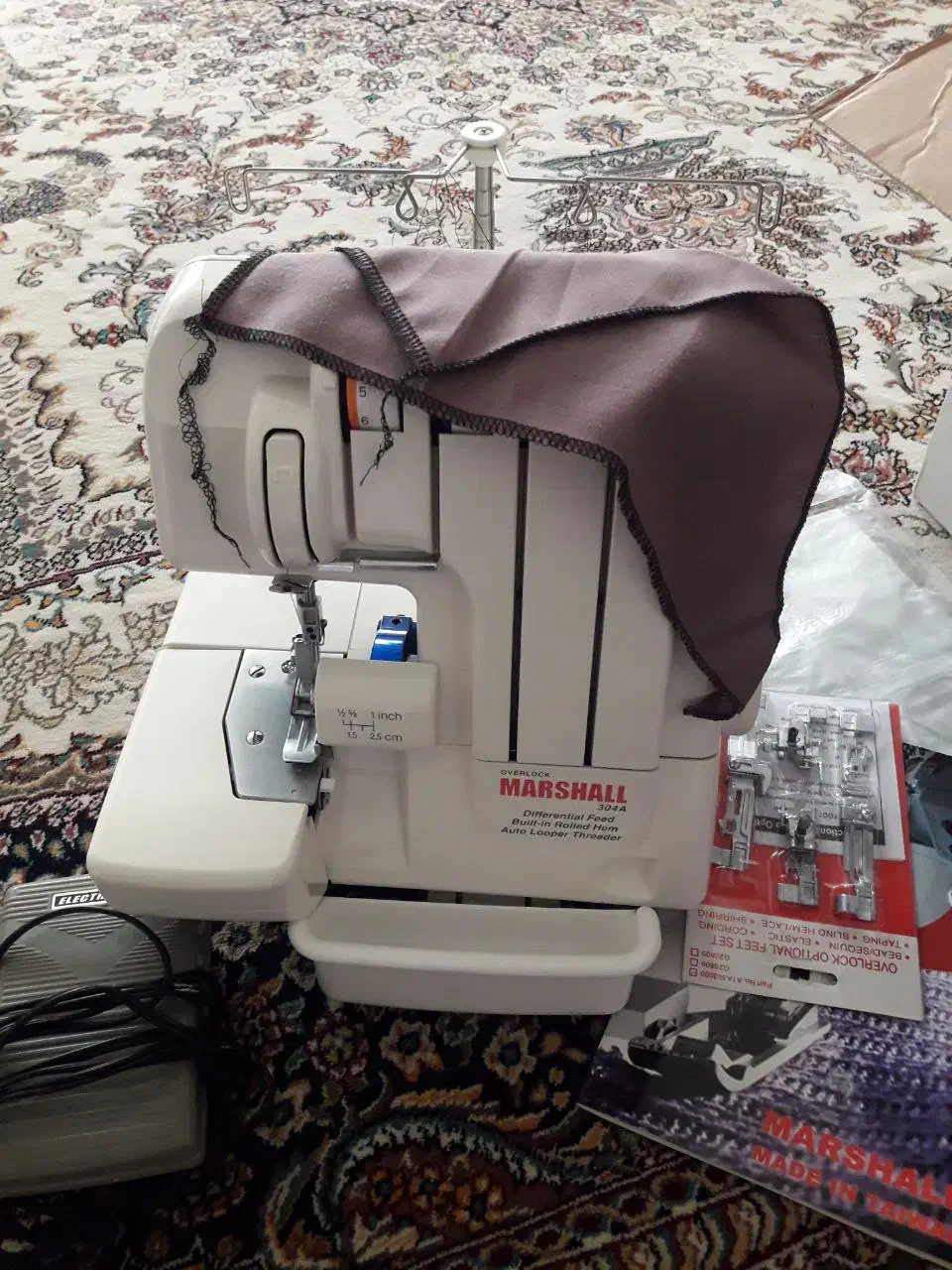 سردوز مارشال ۴ نخ|چرخ خیاطی و ریسندگی|قم, پردیسان|دیوار