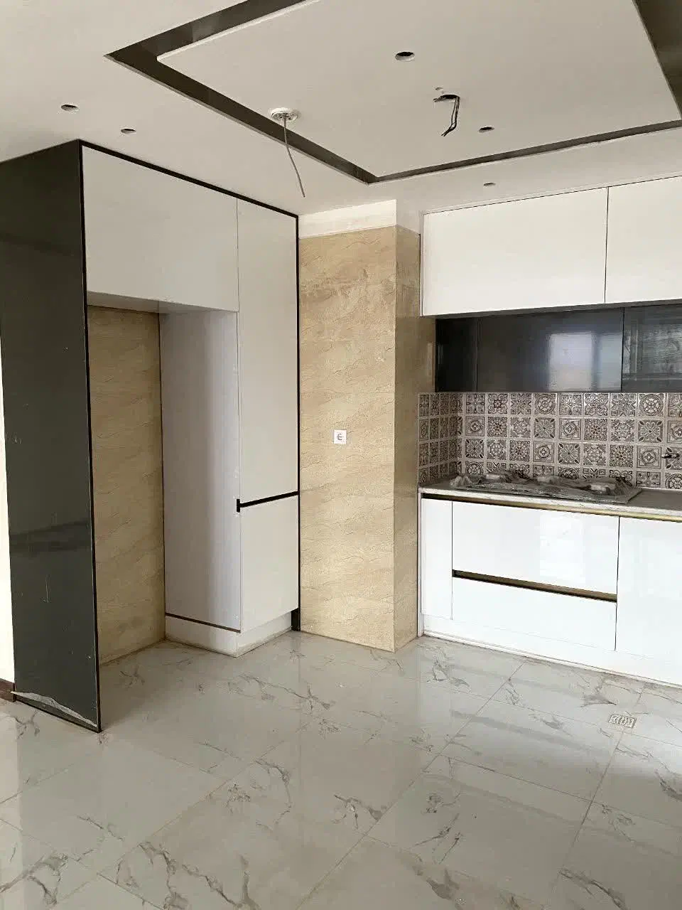 آپارتمان نوساز کلید اول 118متری|فروش آپارتمان|شاهینشهر, شهرک امید|دیوار