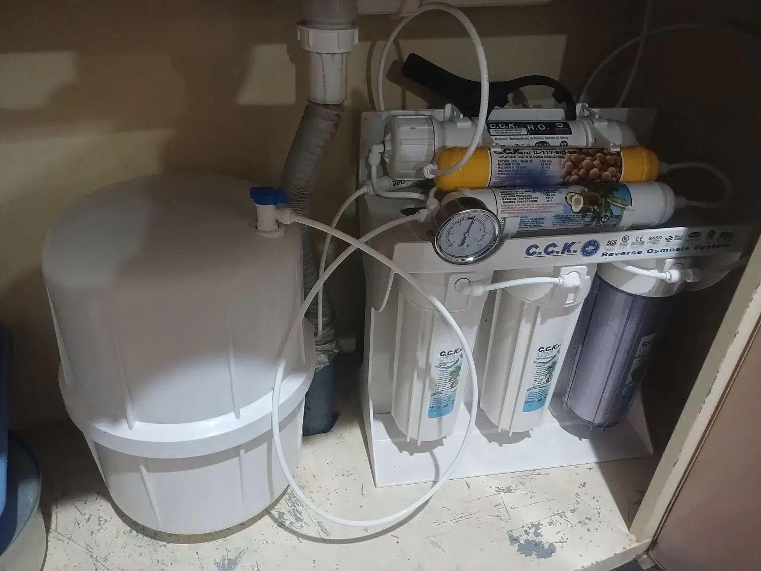 نصب وتعمییر تصویه اب خانگی|آبسردکن و تصفیه آب|دزفول, |دیوار