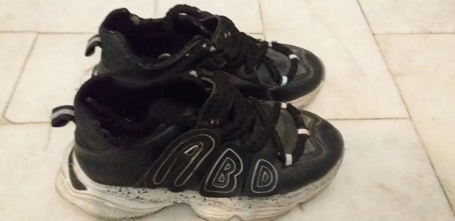 کفش در حد نو|کیف، کفش، کمربند|یزد, |دیوار