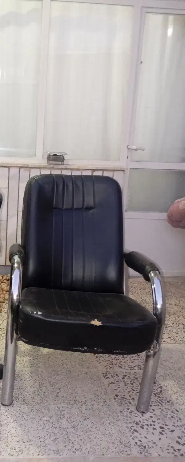 صندلی انتظار و میز تلفن|صندلی و نیمکت|ملایر, |دیوار