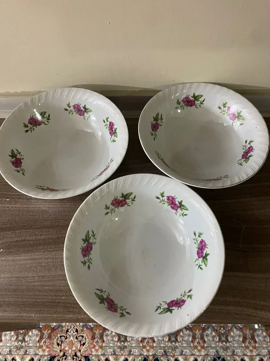 کاسه گلسرخی بشقاب گلسرخی|ظروف سرو و پذیرایی|تهران, جوادیه تهرانپارس|دیوار