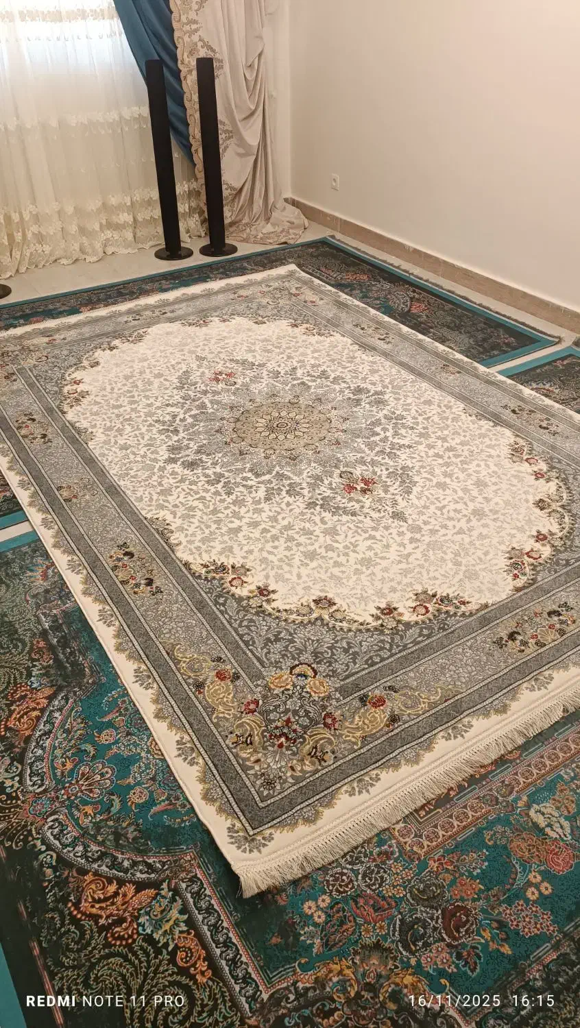 فرش 6 متری ۷۰۰ شانه ۲۵۵۰ نو|فرش|پردیس, فاز ۱|دیوار