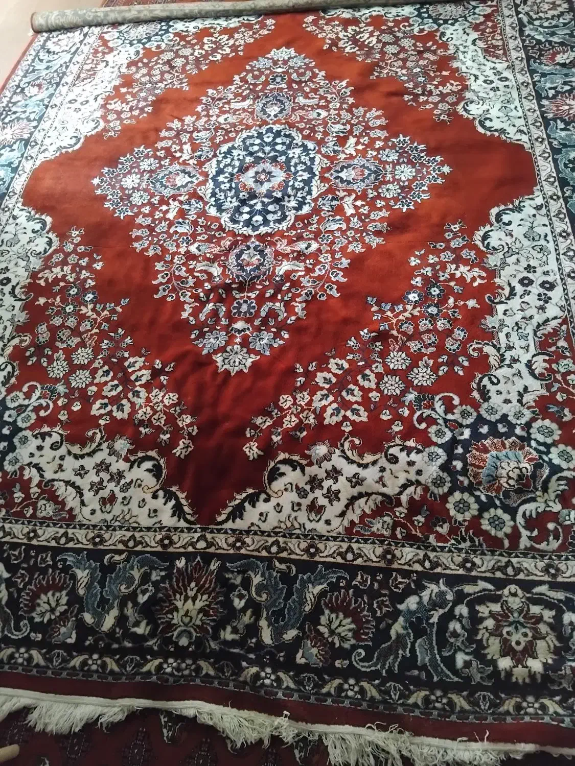 فرش کاشانی|فرش|گنبد کاووس, |دیوار