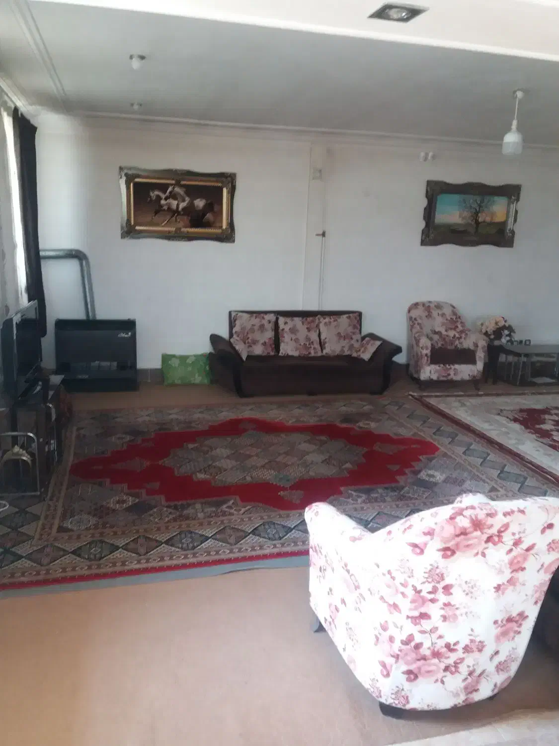 اجاره سوئیت مبله خونه اپارتمان ومنزل روزانه|اجارهٔ کوتاه‌مدت آپارتمان و سوئیت|الیگودرز, |دیوار