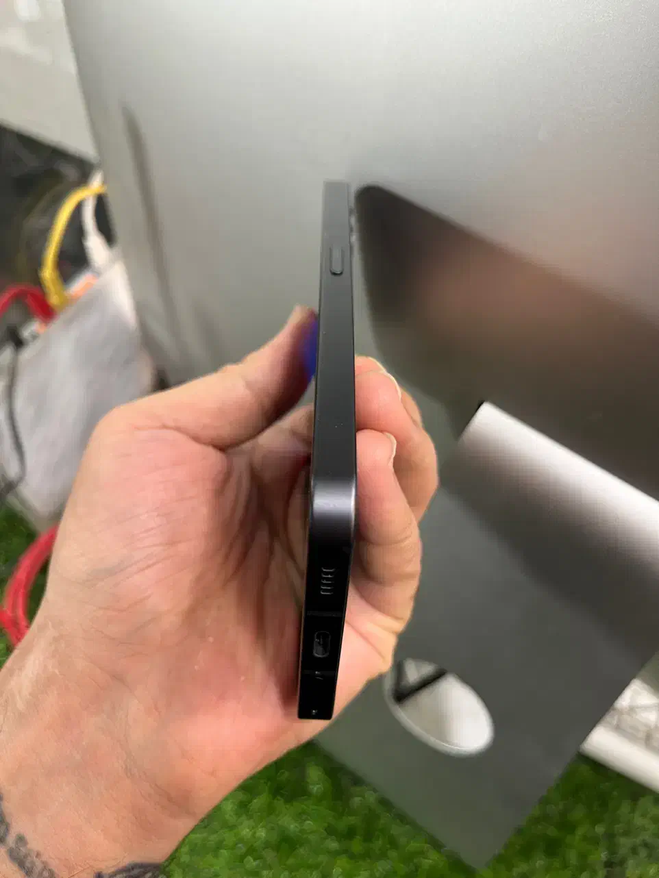 ناتینگ فون 1 شیشهای و خاص ظاهر جذاب کارکرد کرد|موبایل|کرج, گوهردشت|دیوار