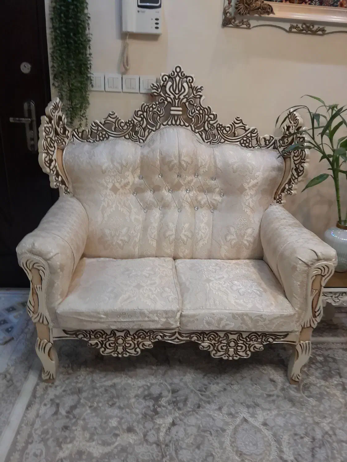 مبل هفت نفره خیلی تمیز|مبلمان خانگی و میز عسلی|تهران, افسریه جنوبی|دیوار