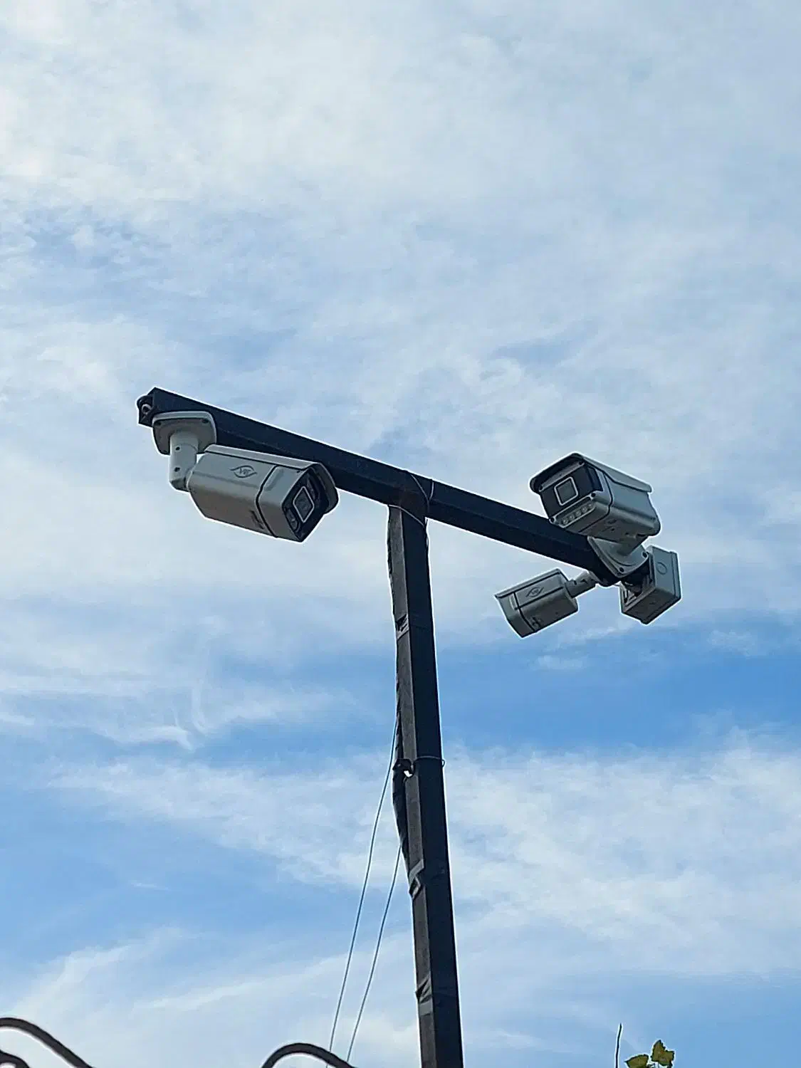 برقکاری ساختمان|خدمات پیشه و مهارت|خشکبیجار, |دیوار