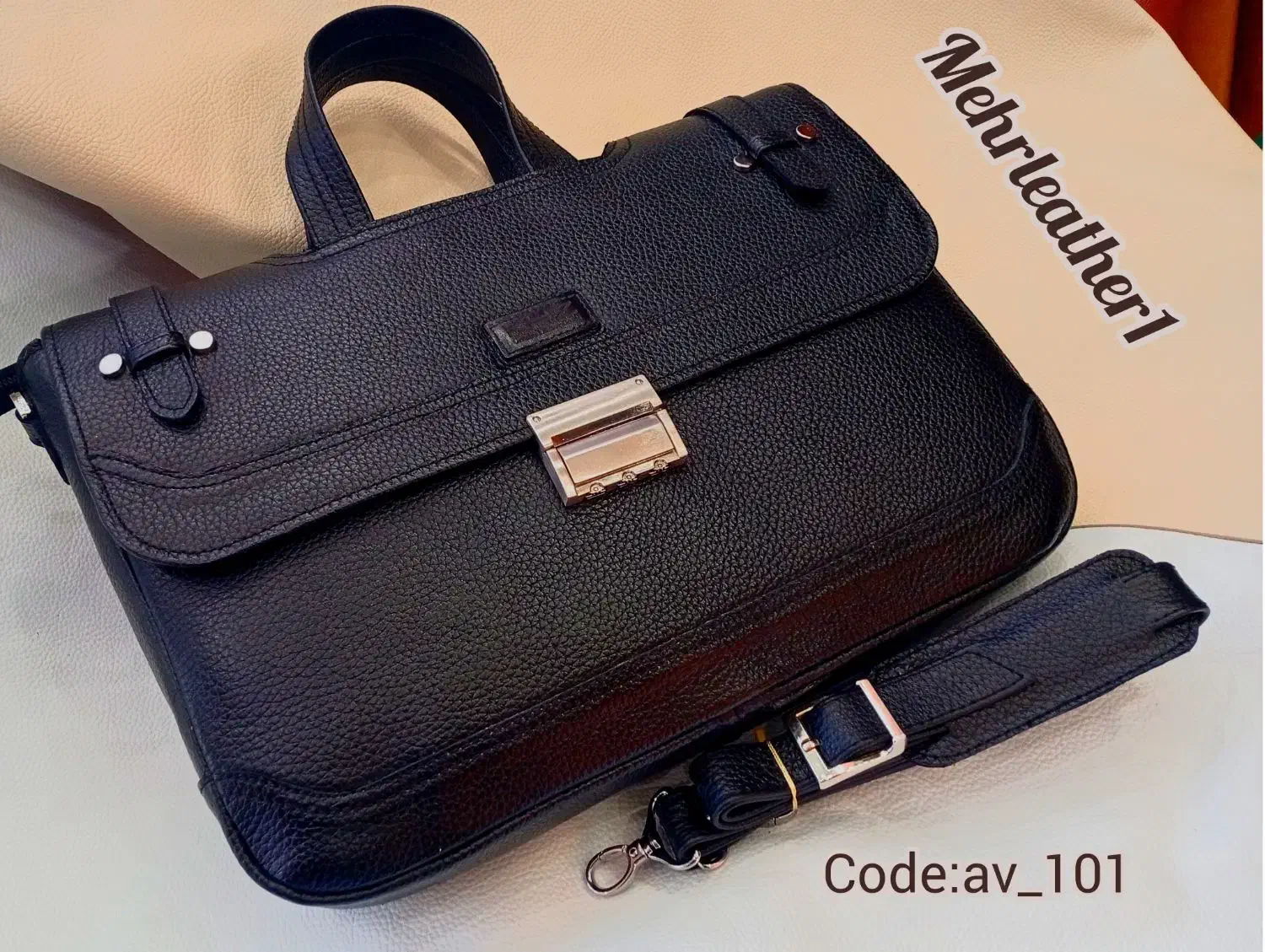 مهر چرم تولید کیف کمربند چرم طبیعی اصل|کیف، کفش، کمربند|سنندج, |دیوار