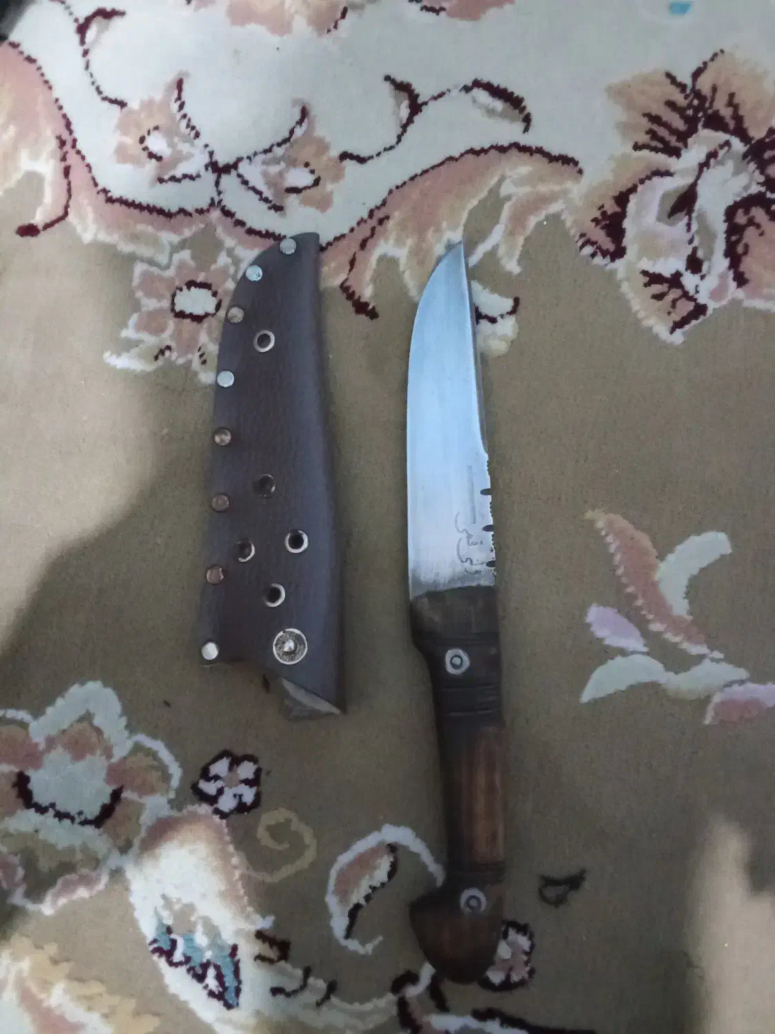 چاقو|کلکسیون اشیاء عتیقه|ورامین, ورامین|دیوار