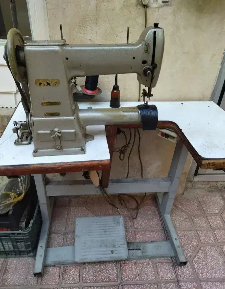 چرخ پفاف آلمانی|چرخ خیاطی و ریسندگی|بروجرد, |دیوار