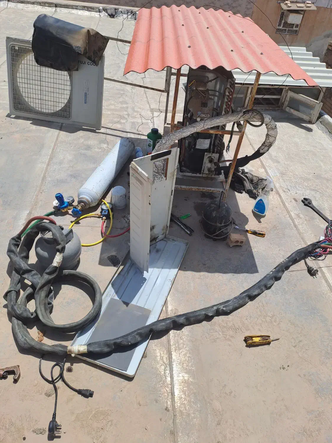 نصب سرویس جابجایی انواع کولرهای گازی تعمیرات|خدمات پیشه و مهارت|شوشتر, |دیوار