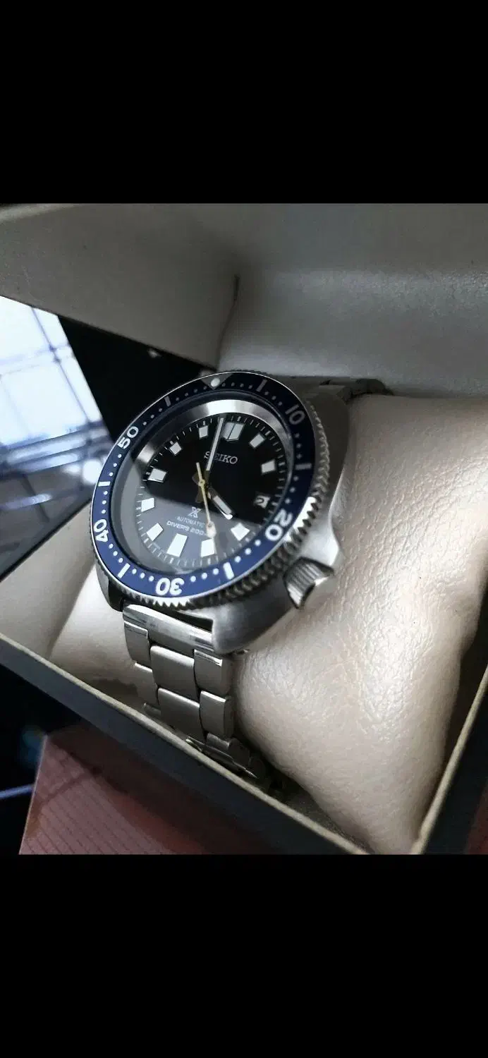 ساعت سیکو پروپرتیس|ساعت|ساری, |دیوار