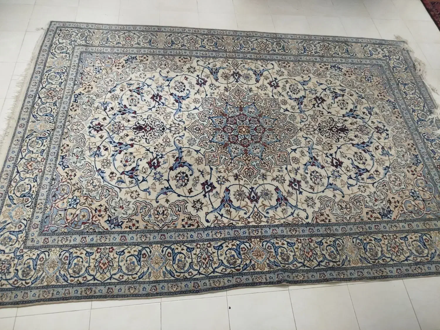 فرش دستباف گل ابریشم نه متری ۹ متری نایین اصلی|فرش|فردیس, قریشی|دیوار