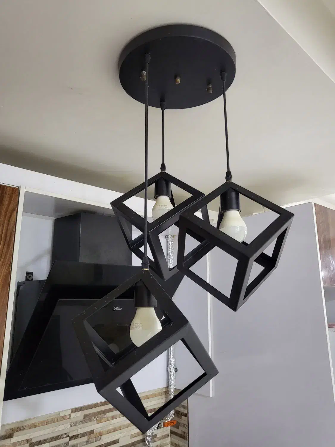 لوستر اشپزخانه|لوستر و چراغ آویز|اهواز, گلستان|دیوار