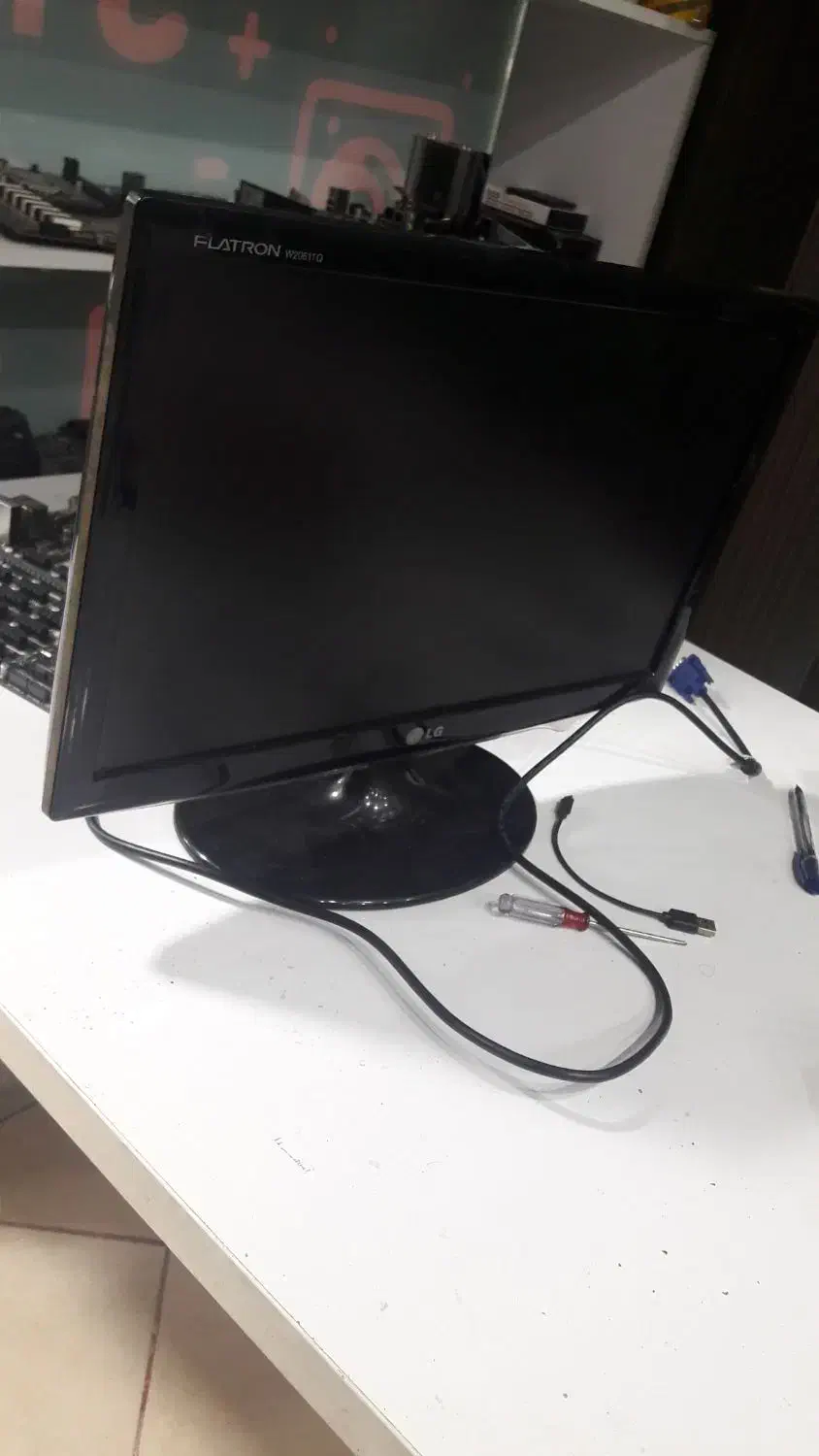 مانیتور۲۰ LG|قطعات و لوازم جانبی رایانه|کرج, کمال‌شهر|دیوار