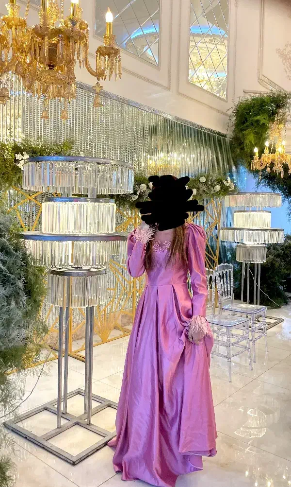 لباس مجلسی|لباس|شوشتر, |دیوار