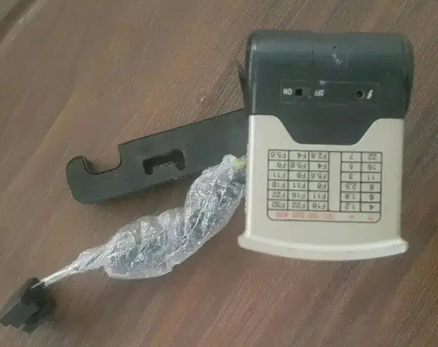 فلاش و استند دوربین عکاسی|دوربین عکاسی و فیلم‌برداری|ارومیه, |دیوار