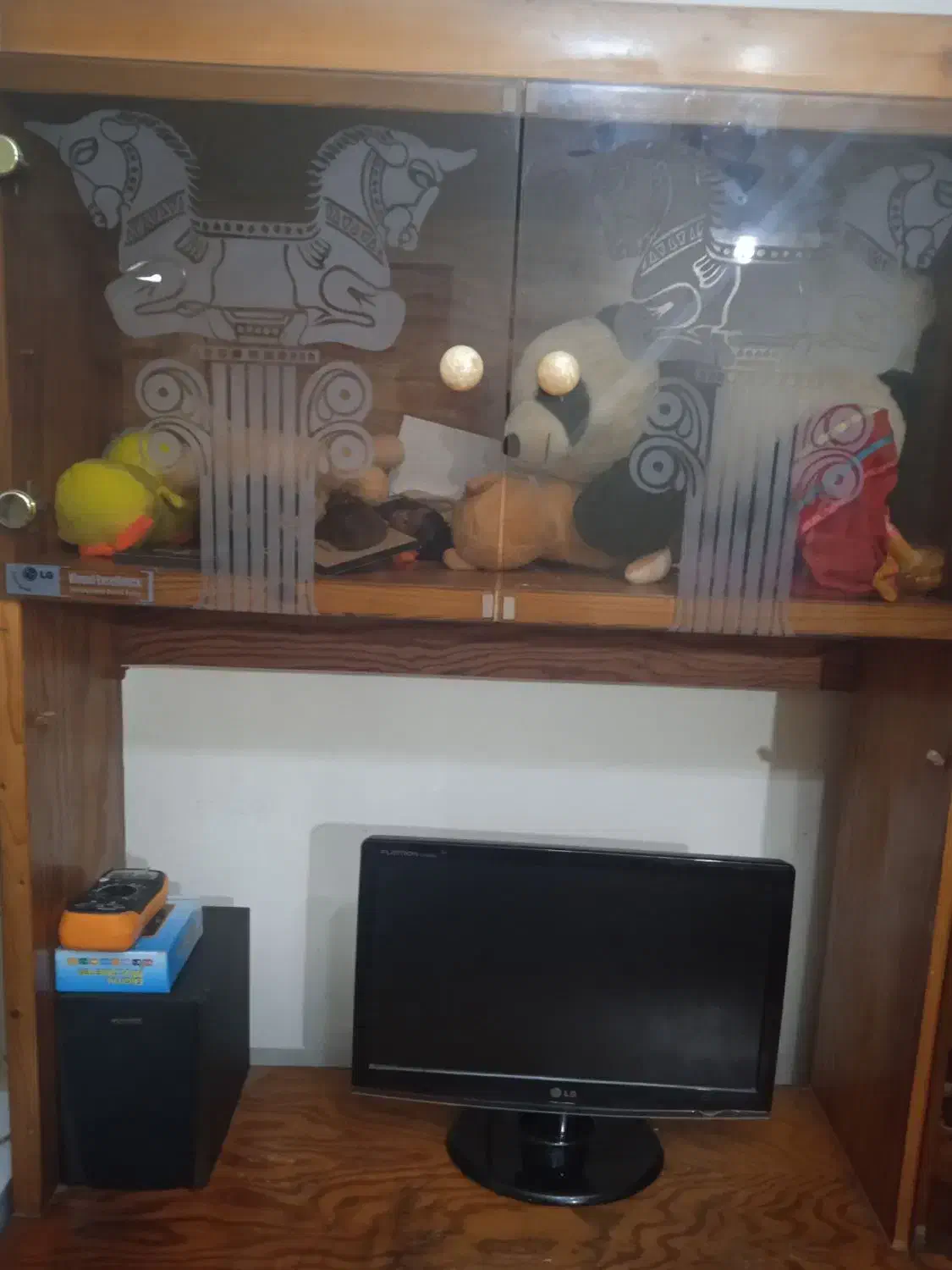 میز کامپیوتر چوب نراد|میز تحریر و کامپیوتر|رشت, کوی مهر|دیوار