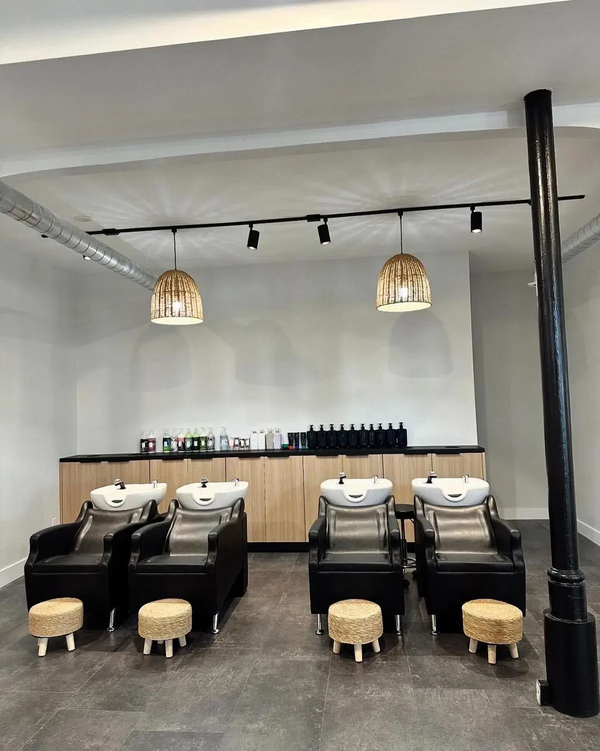 استخدام پرسنل رنگ کار و کراتین در مرکز تخصصی مو|استخدام درمانی، زیبایی، بهداشتی|تهران, تهرانپارس جنوبی|دیوار