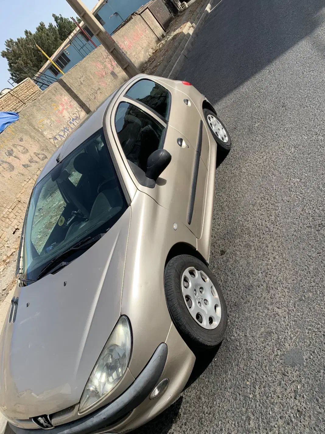 ماشین ۲۰۶ تیپ ۵|خودرو سواری و وانت|اندیشه, اندیشه فاز ۱|دیوار