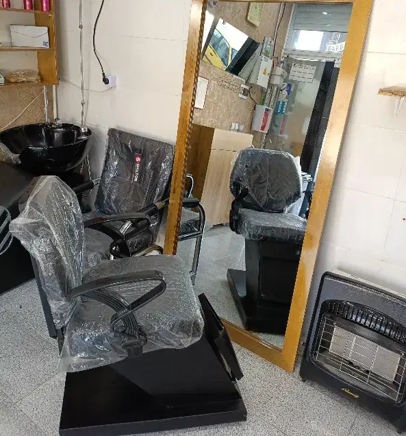 فروش اینه ارایشگاه|آرایشگاه و سالنهای زیبایی|تربتحیدریه, قائم|دیوار