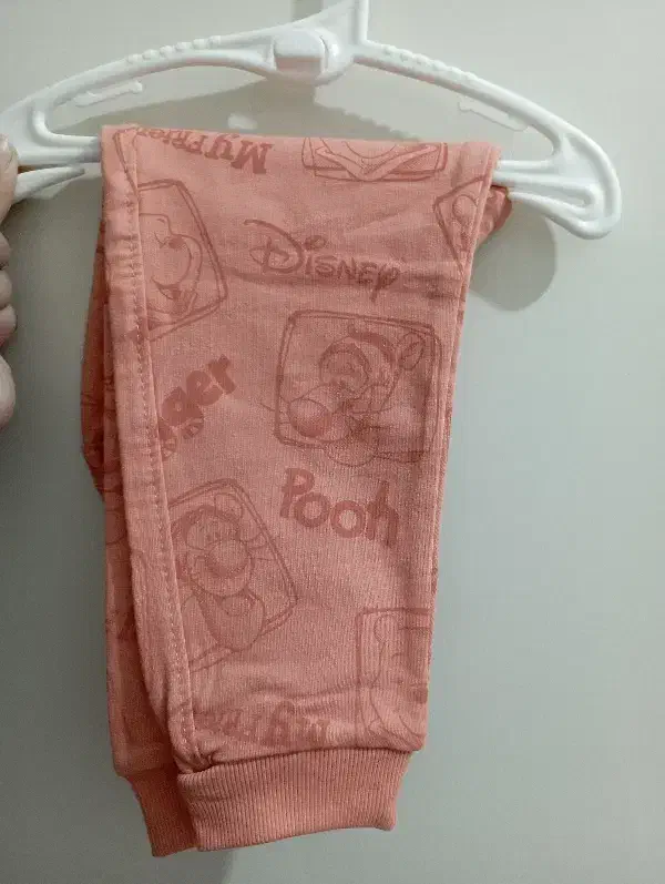 لباس بچه بلوز و شلوار خارجی نو نو حتی مناسب هدیه|کفش و لباس بچه|تهران, بهار|دیوار