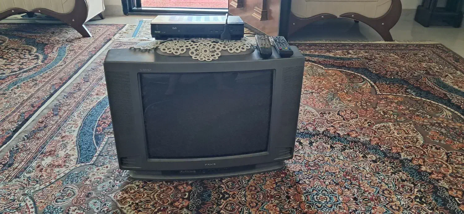 تلویزیون با دیجیتال|تلویزیون و پروژکتور|فومن, |دیوار