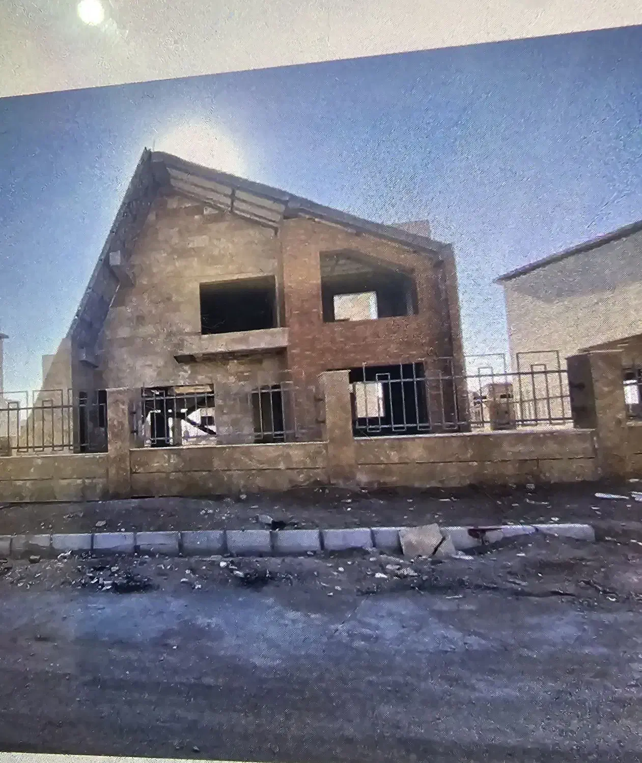 ویلای نیمه کاره|فروش خانه و ویلا|رباط‌کریم, پرندک|دیوار