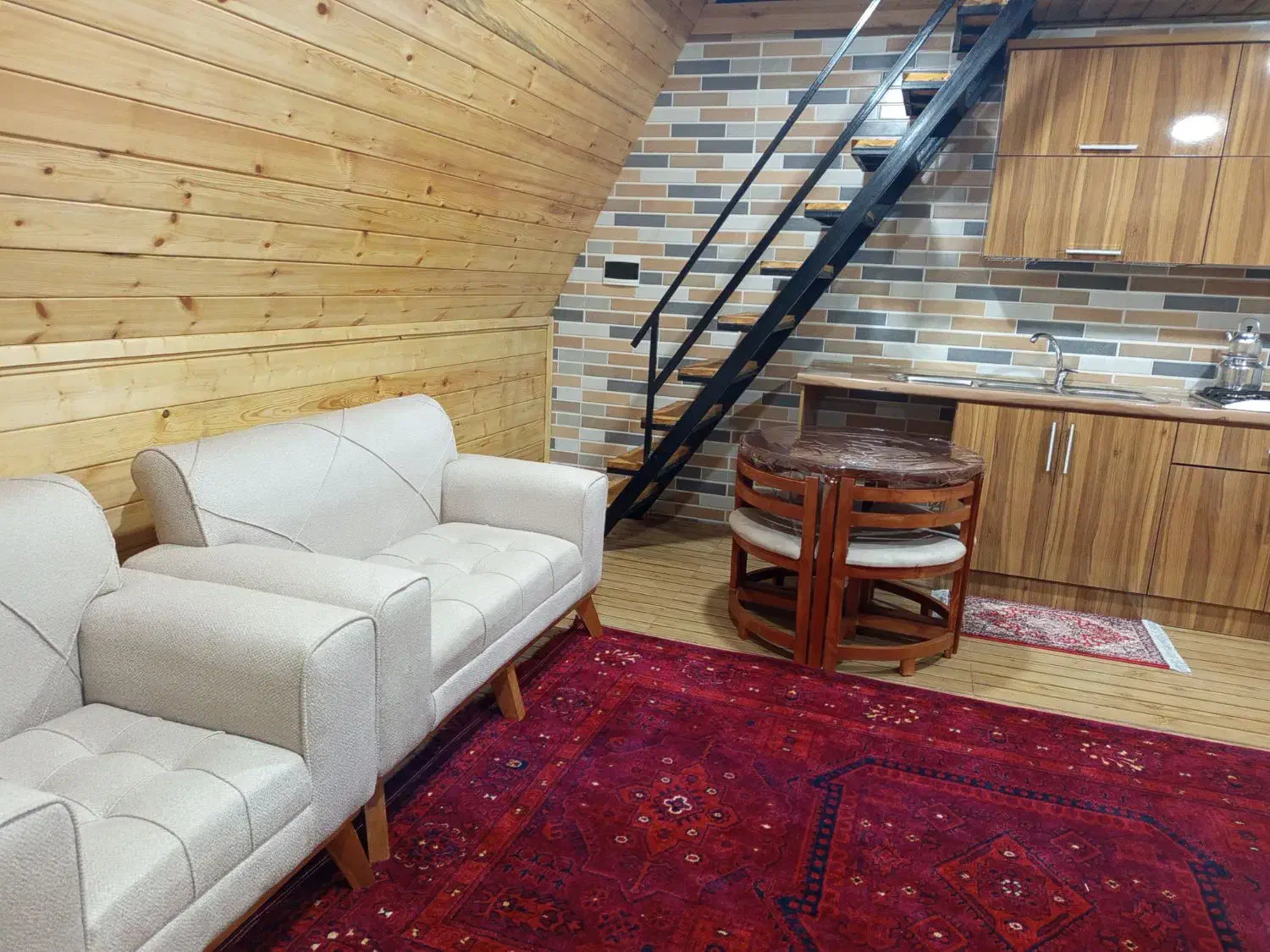 اجاره کلبه سوییسی در ماسوله|اجارهٔ کوتاهمدت ویلا و باغ|ماسوله, |دیوار