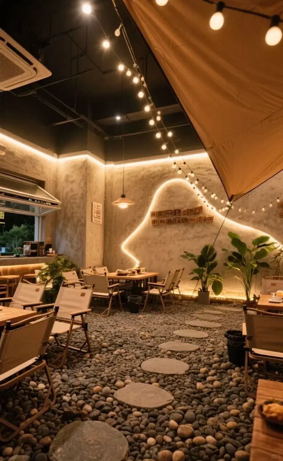 نیروی کافه رستوران با جای خواب|استخدام خدمات فروشگاه و رستوران|گرگان, |دیوار