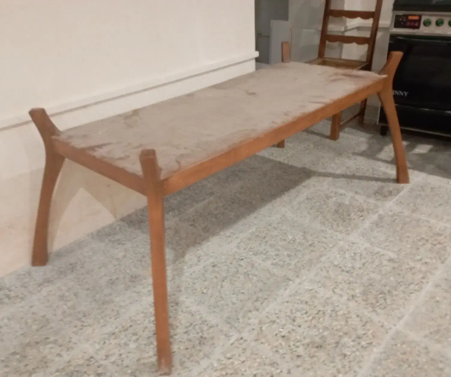 ۶عدد صندلی چوبی  سالم و محکم|صندلی و نیمکت|شیراز, دکتر حسابی|دیوار