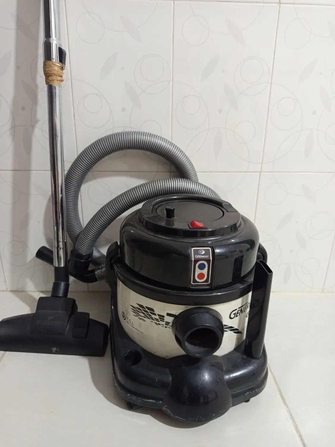 جاروبرقی|جاروبرقی، جارو شارژی، بخارشو|قم, قلعه کامکار|دیوار