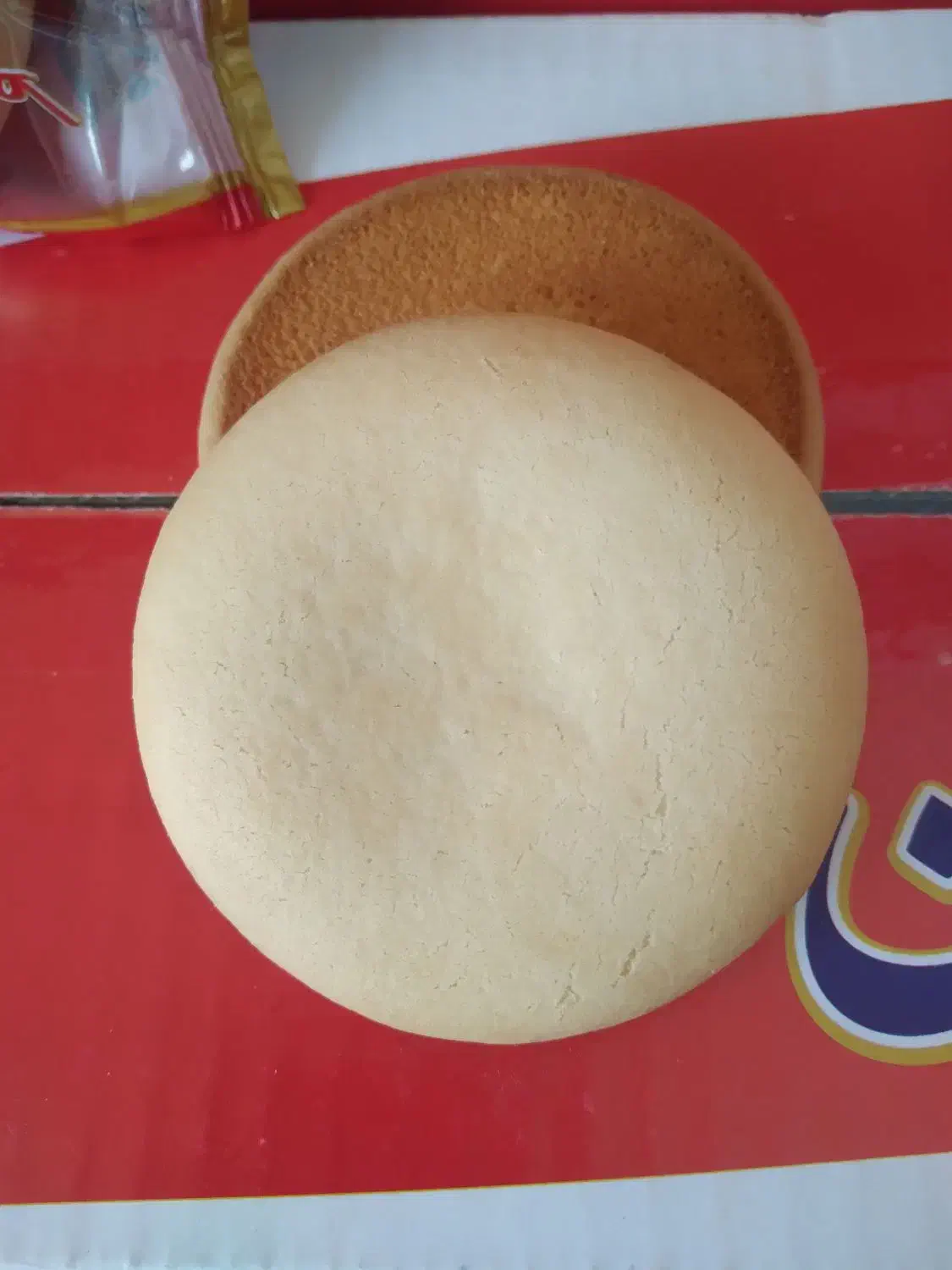 کلوچه لاهیجان|خوردنی و آشامیدنی|قم, قلعه کامکار|دیوار