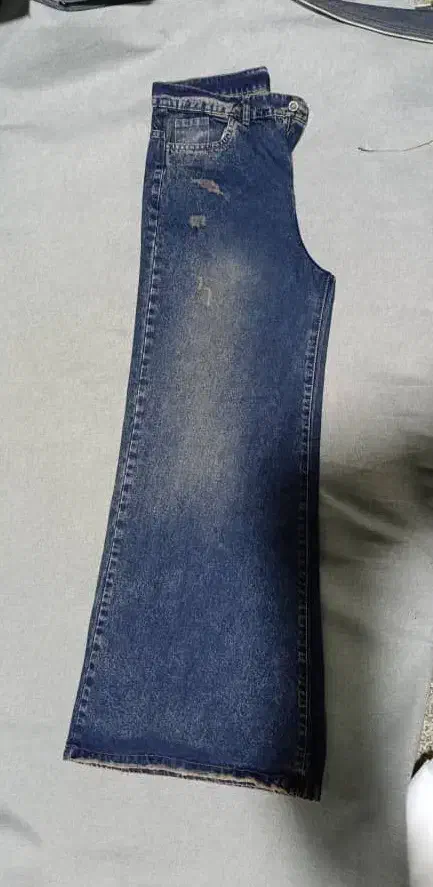 پرهام جین|لباس|نسیم‌شهر, |دیوار