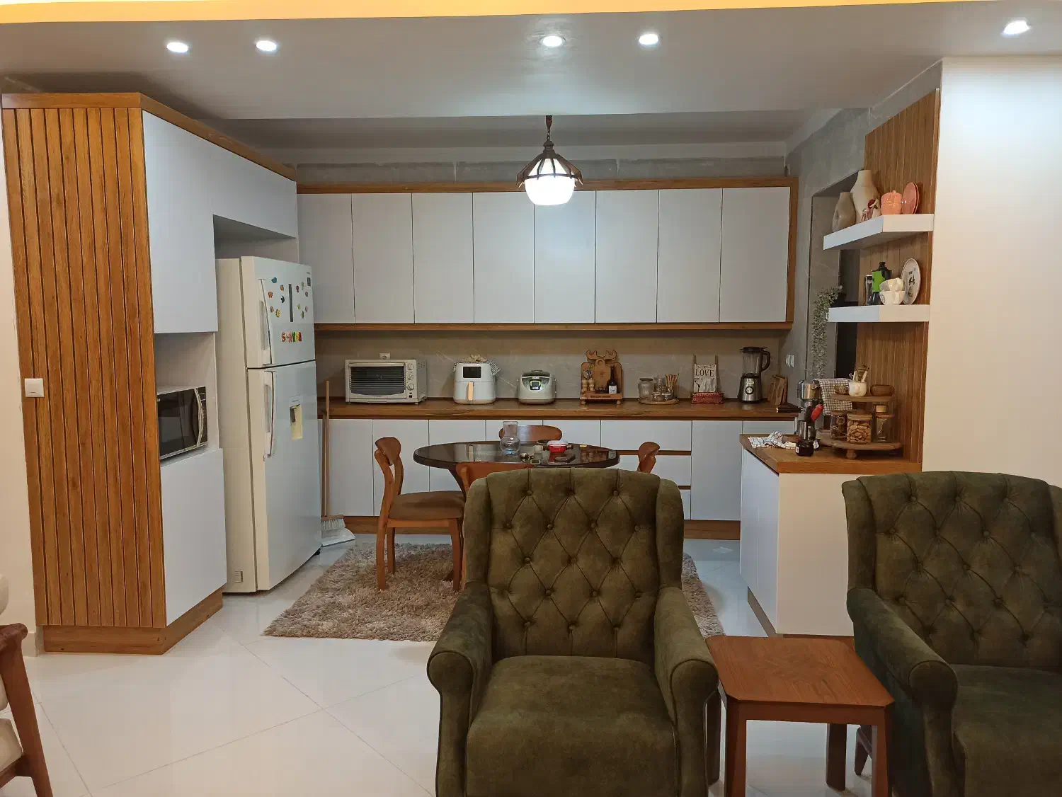 ارائه خدمات تعمیرات ،و نصب انواع کابینت و کمد|خدمات پیشه و مهارت|قائمشهر, |دیوار