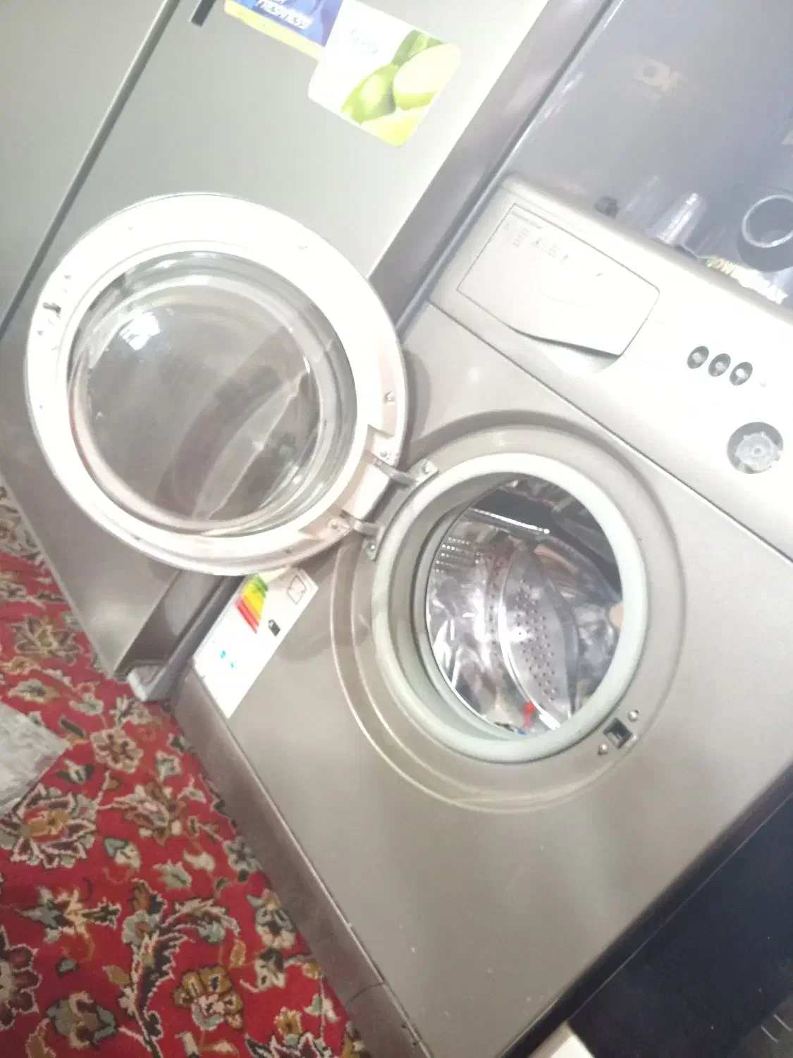 ماشین لباسشویی بوست صفر صفر هنوز به برق نرفته|ماشین لباسشویی و خشککن لباس|جیرفت, |دیوار