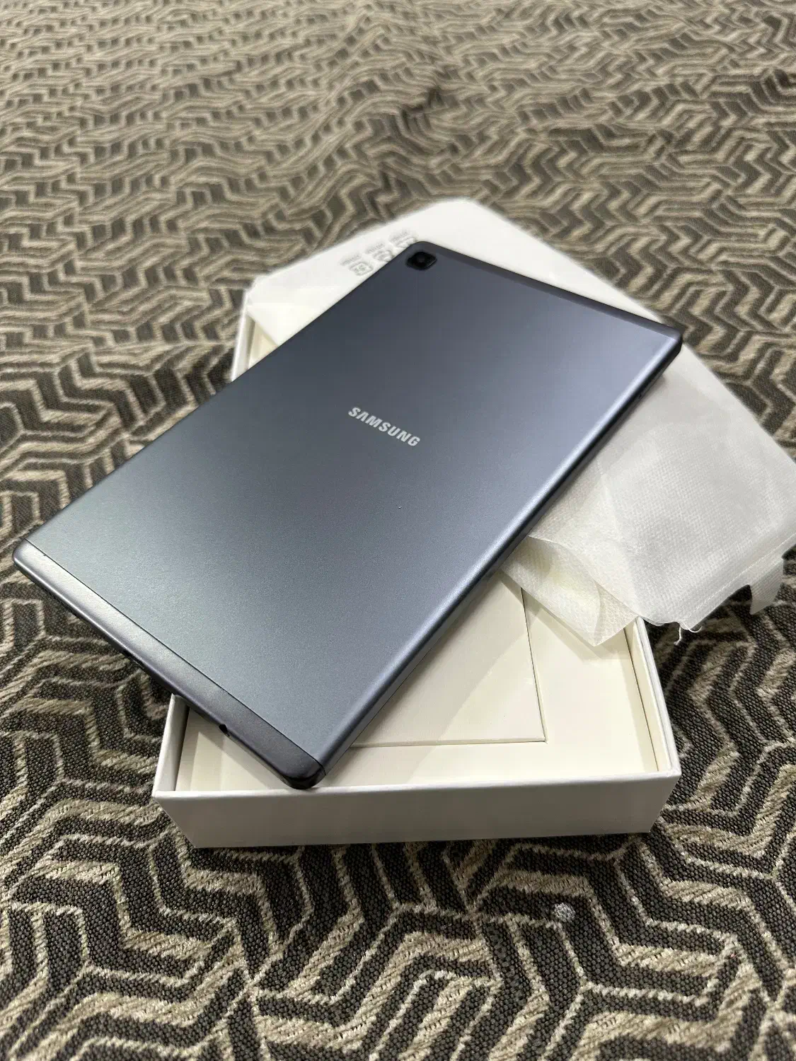 تبلت|تبلت|اسلام‌شهر, شهرک انبیا|دیوار