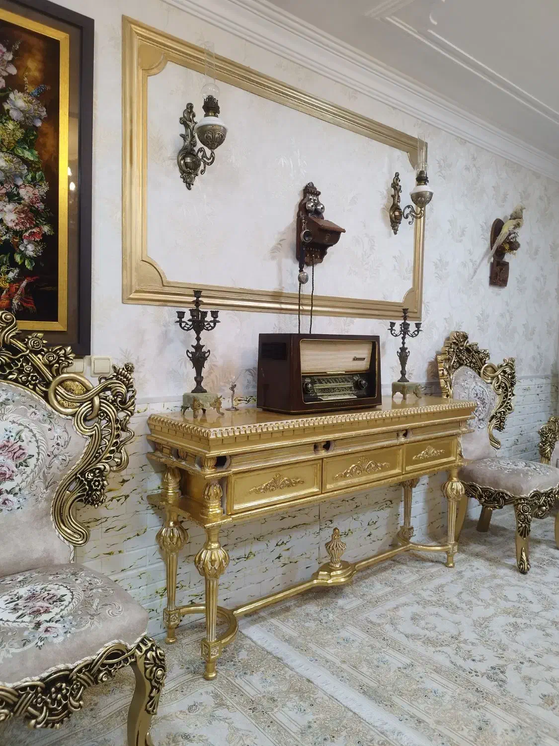 کنسول آنتیک میز چوب راش ورق طلا|بوفه، ویترین، کنسول|بوکان, |دیوار