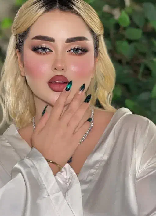 میکاپ حرفه ای عروس محفلی فقط 350|خدمات آرایشگری و زیبایی|کرمانشاه, |دیوار