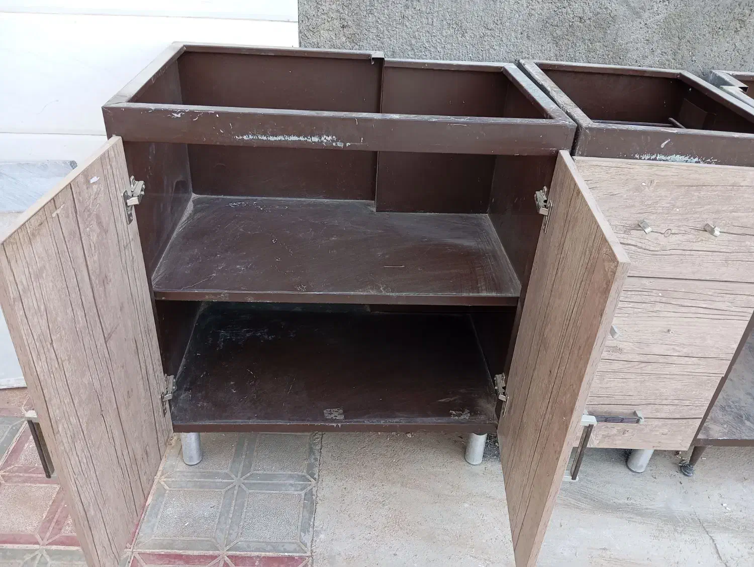 یک دست کامل کابینت تمیز|مصالح و تجهیزات ساختمان|روداب, |دیوار