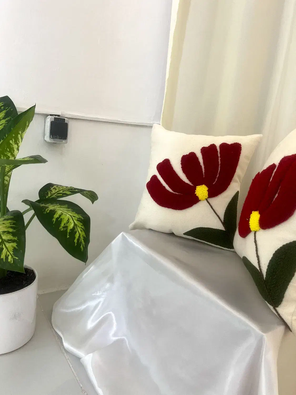 کوسن پانچ دوزی|پرده، رانر، رومیزی|مشهد, خرمشهر|دیوار