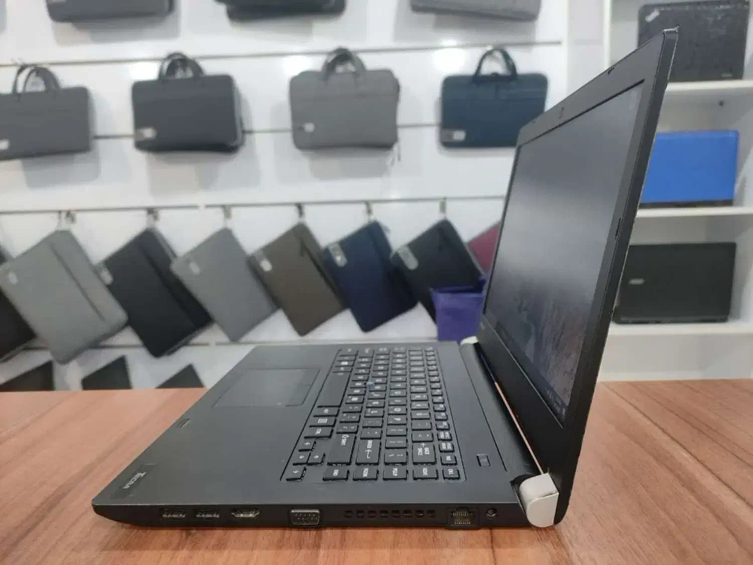 لپ تاپ توشیبا A40 toshiba با 6 ماه گارانتی|رایانه همراه|قم, پردیسان|دیوار