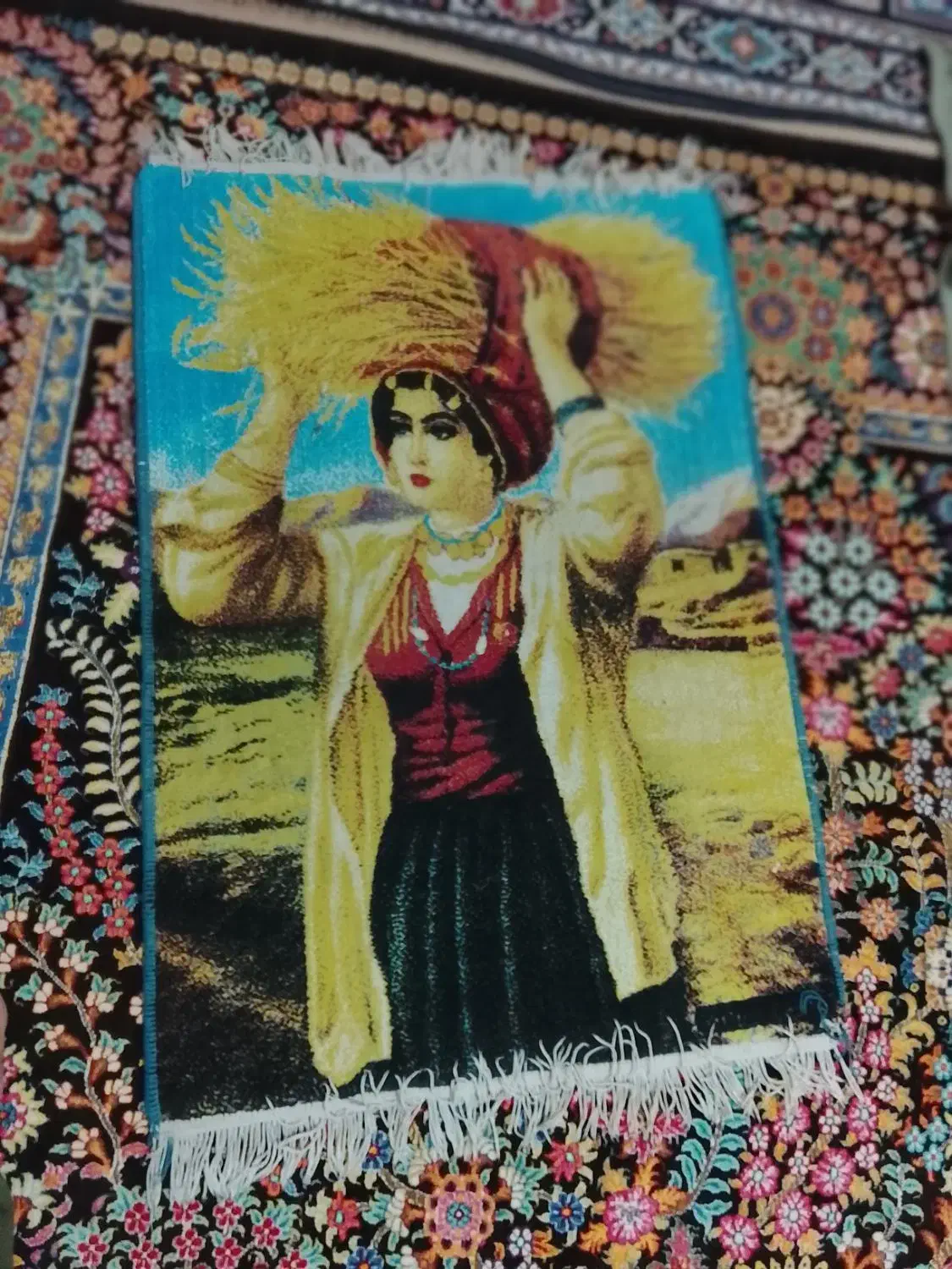 دوعددکناره و پادری|فرش|کرمانشاه, |دیوار
